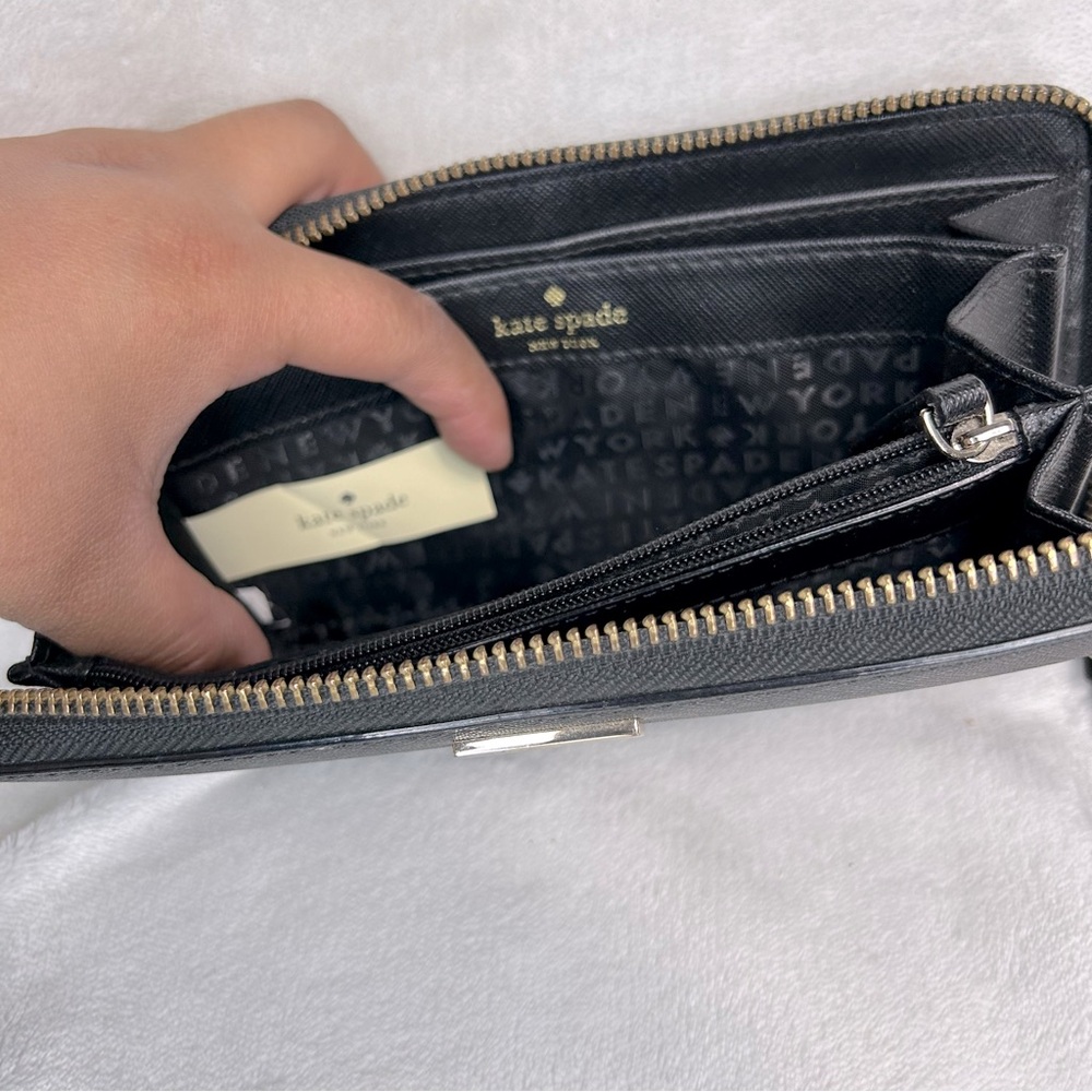 KATE SPADE | Wallet - Picture 8 of 10